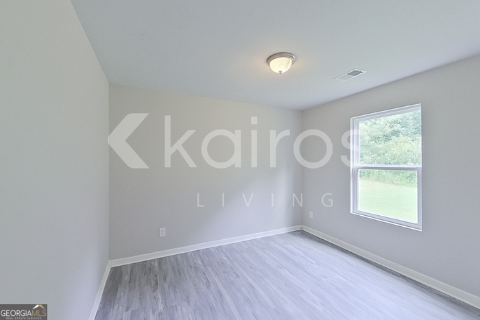 207 Hawthorn Trail Property Photo 11
