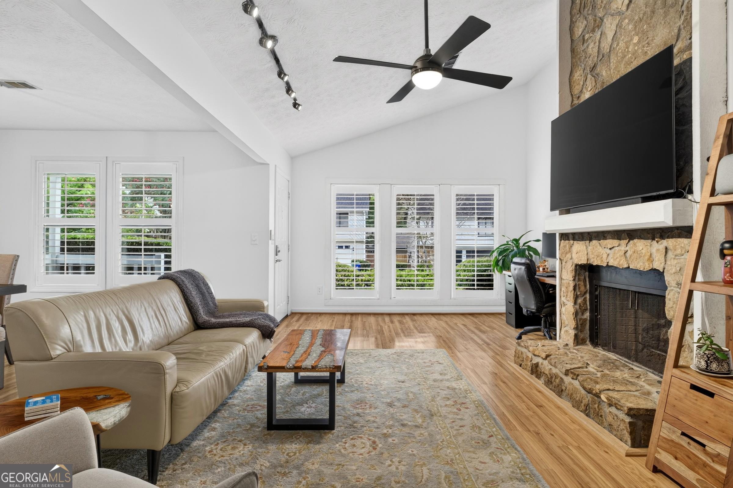 1125 Capital Club Circle Ne Property Photo 7