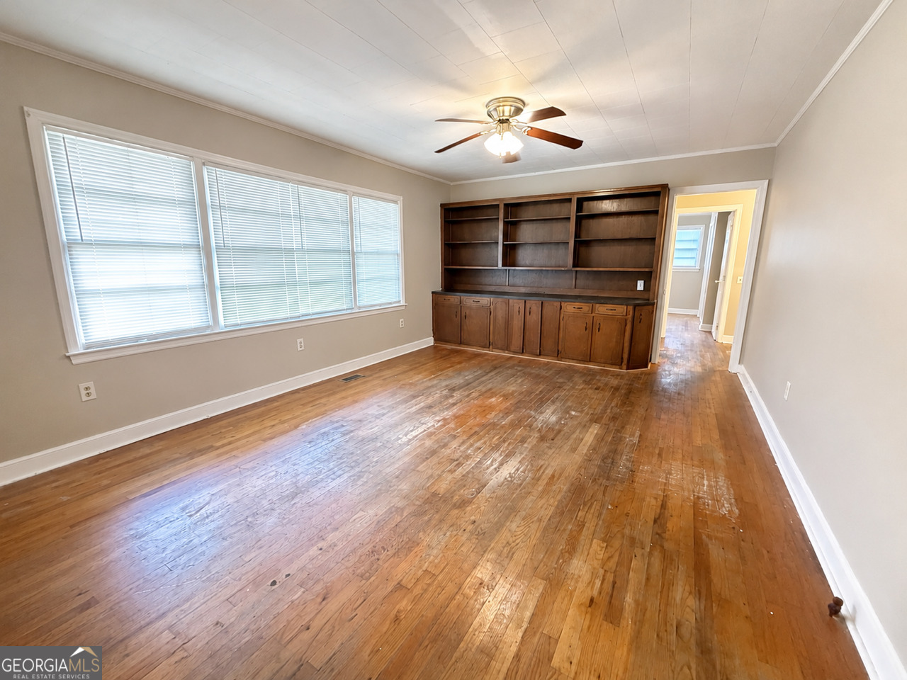 1405 Green Avenue Property Photo 3