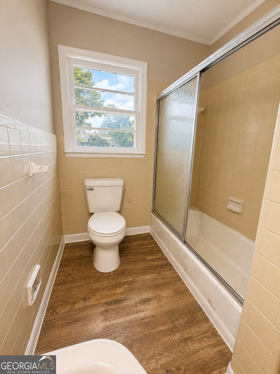 1405 Green Avenue Property Photo 9