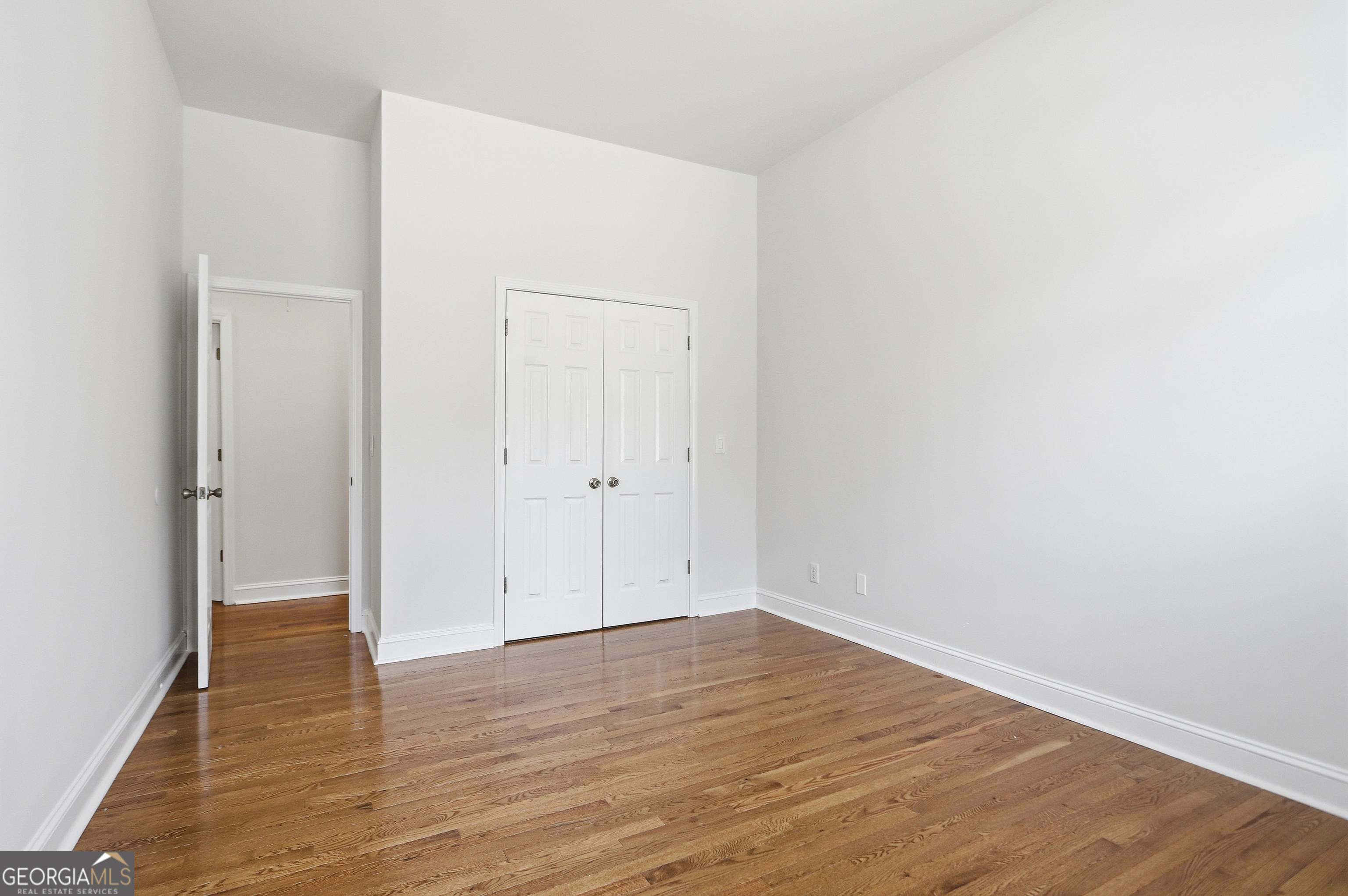 318 Crest Pointe S Property Photo 20