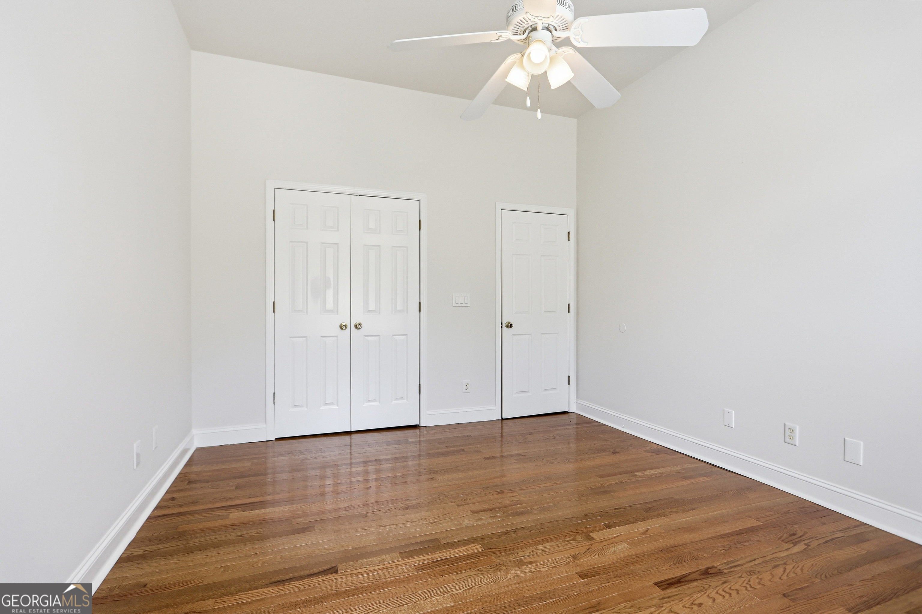 318 Crest Pointe S Property Photo 22