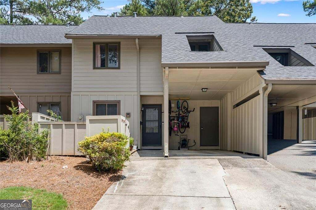 897 Cedar Canyon Square Se Property Photo 6