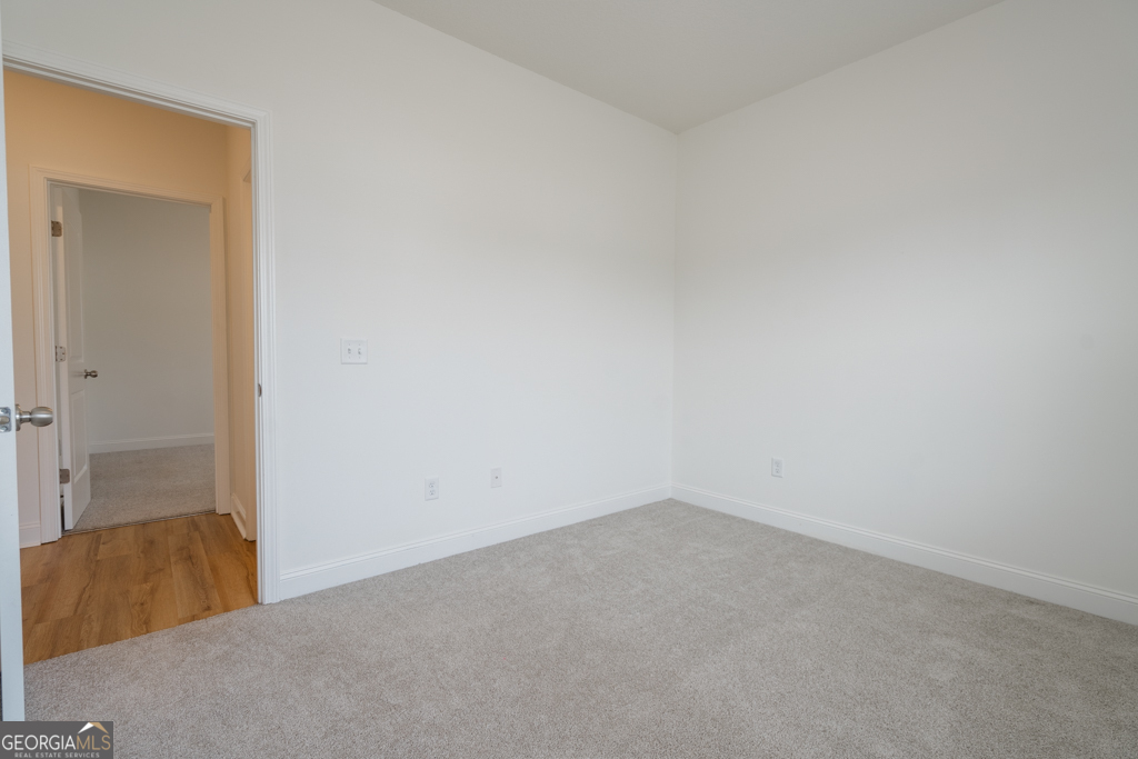 380 Mcclelland Loop Ne Property Photo 7