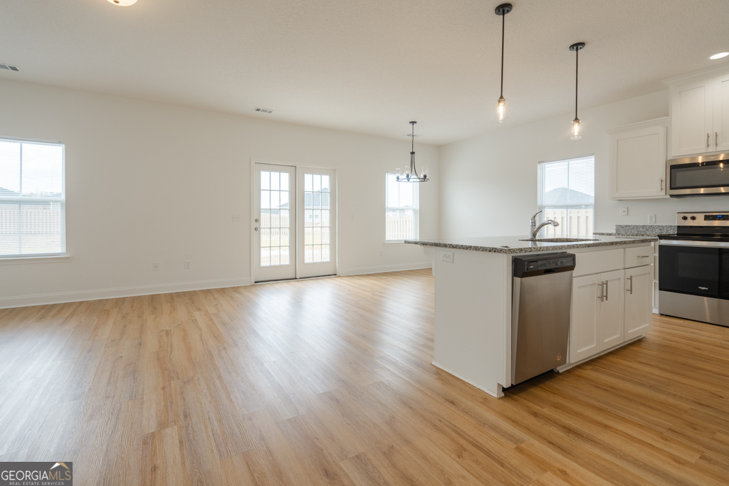 380 Mcclelland Loop Ne Property Photo 11