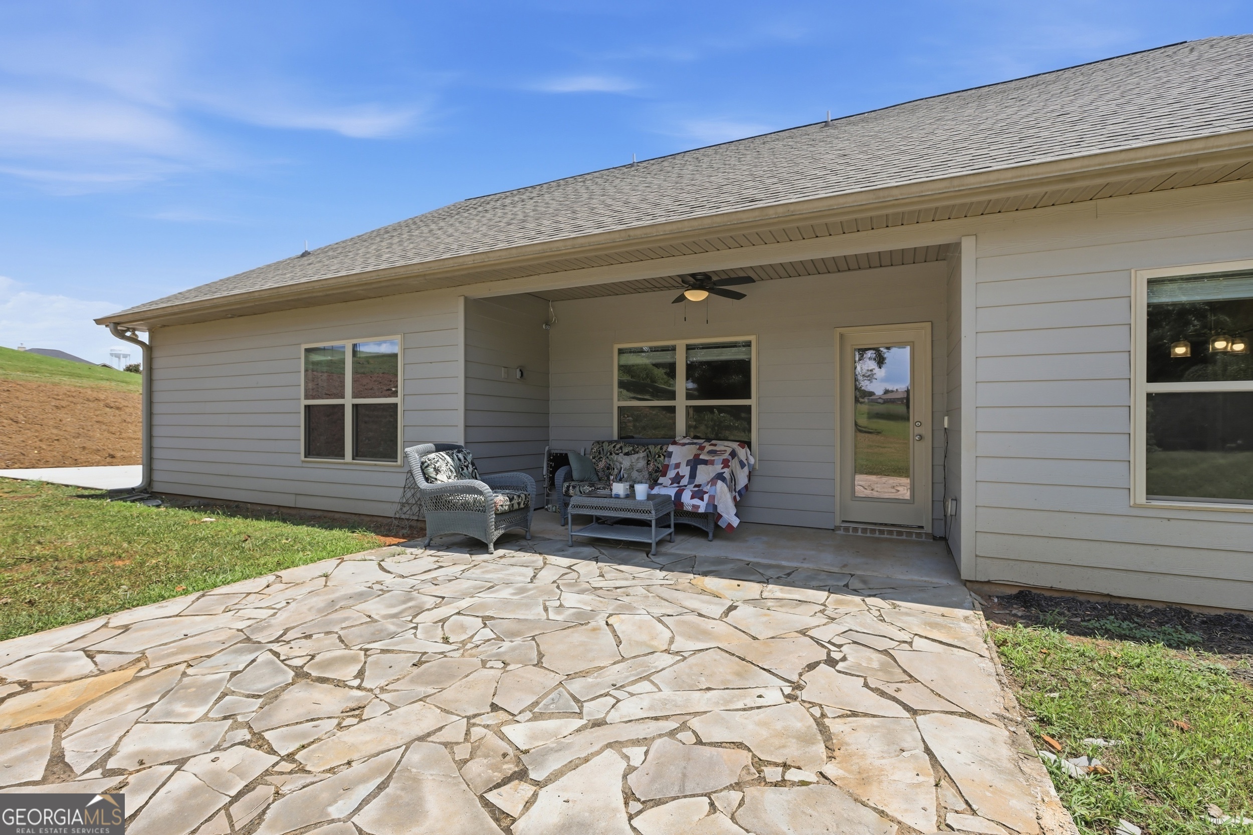 5911 Wauka Valley Pass Property Photo 17