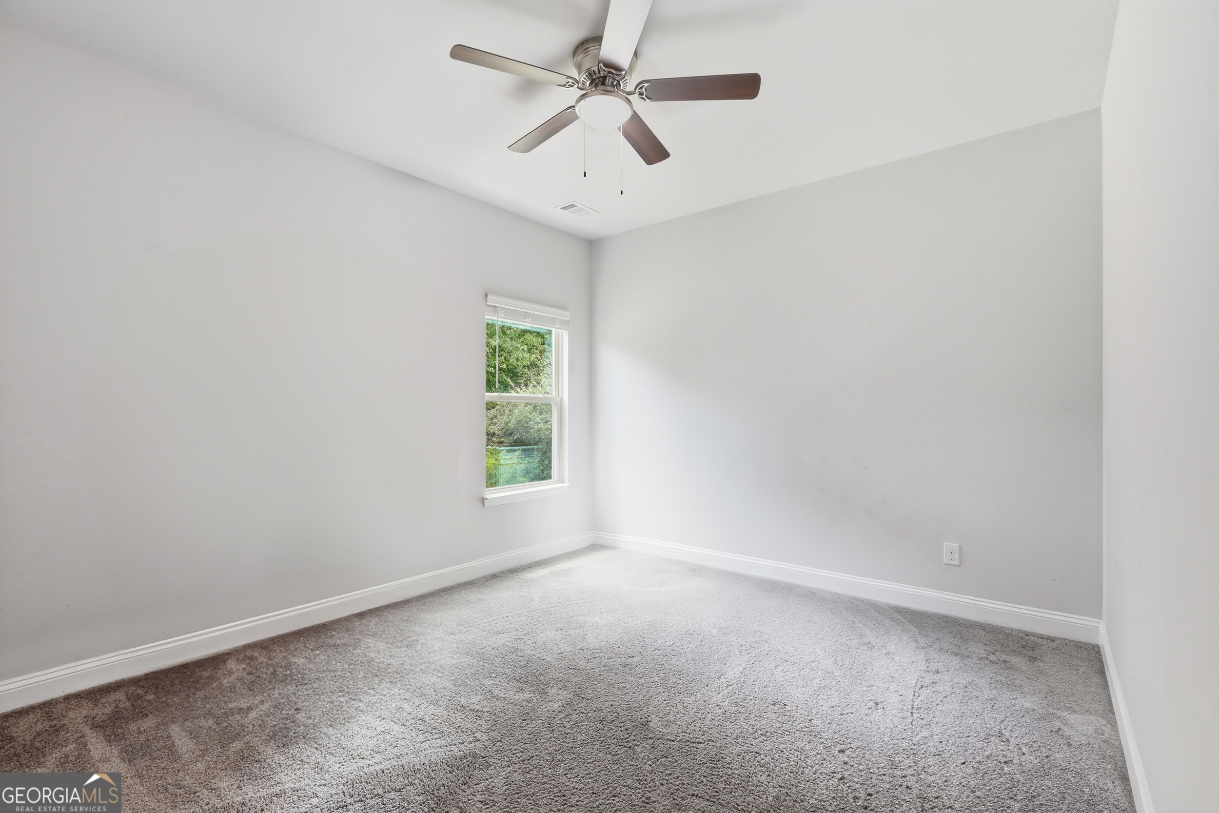 5911 Wauka Valley Pass Property Photo 44
