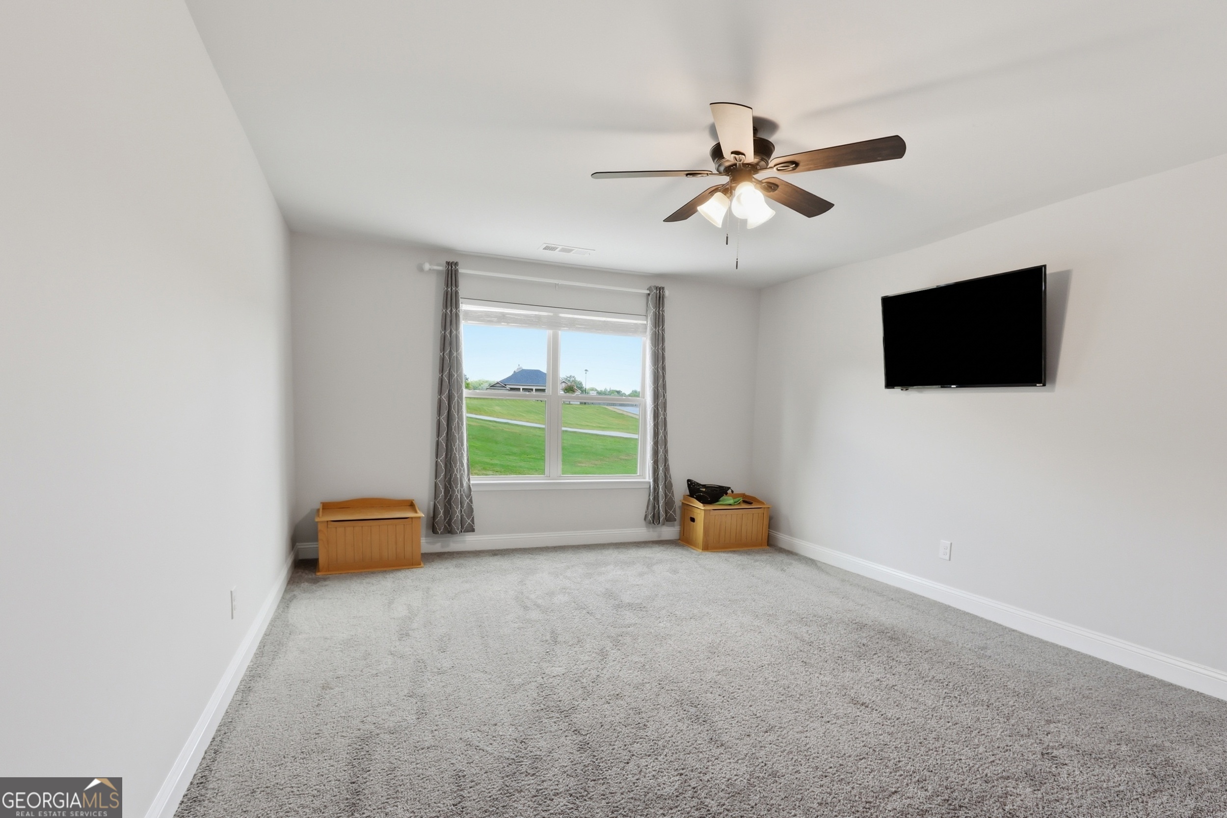 5911 Wauka Valley Pass Property Photo 52