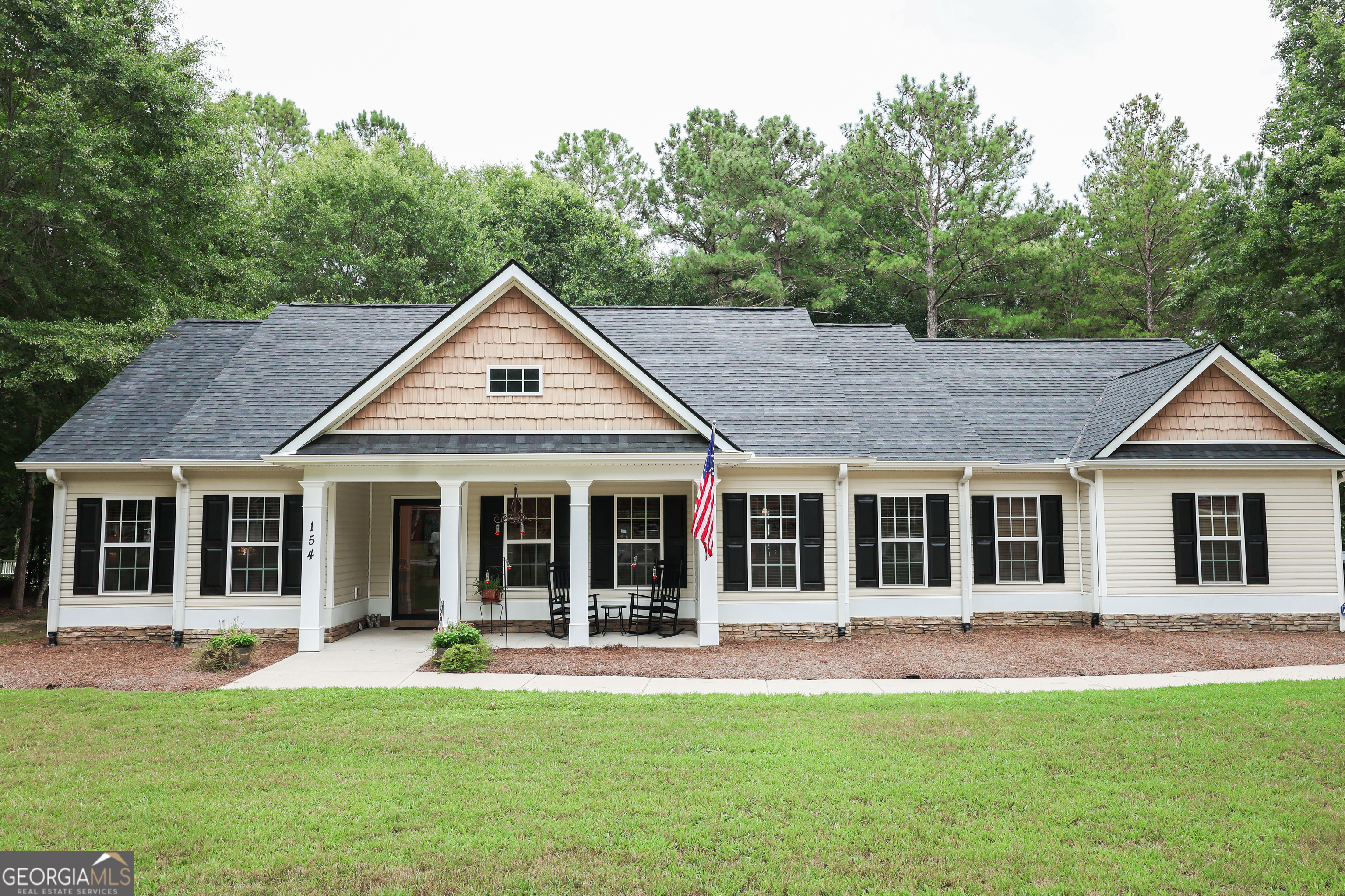 154 Cole Forest Property Photo 1