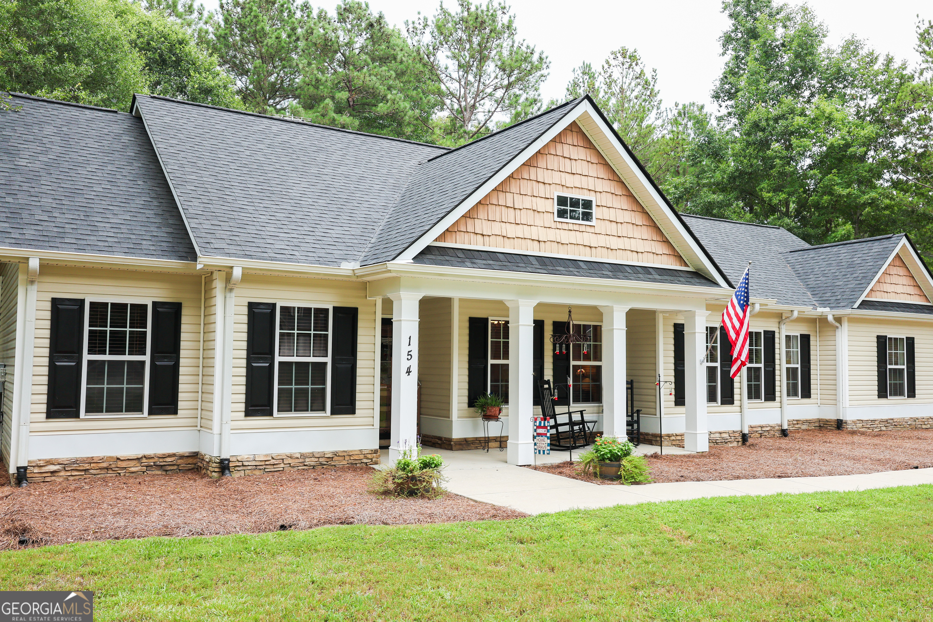 154 Cole Forest Property Photo 3