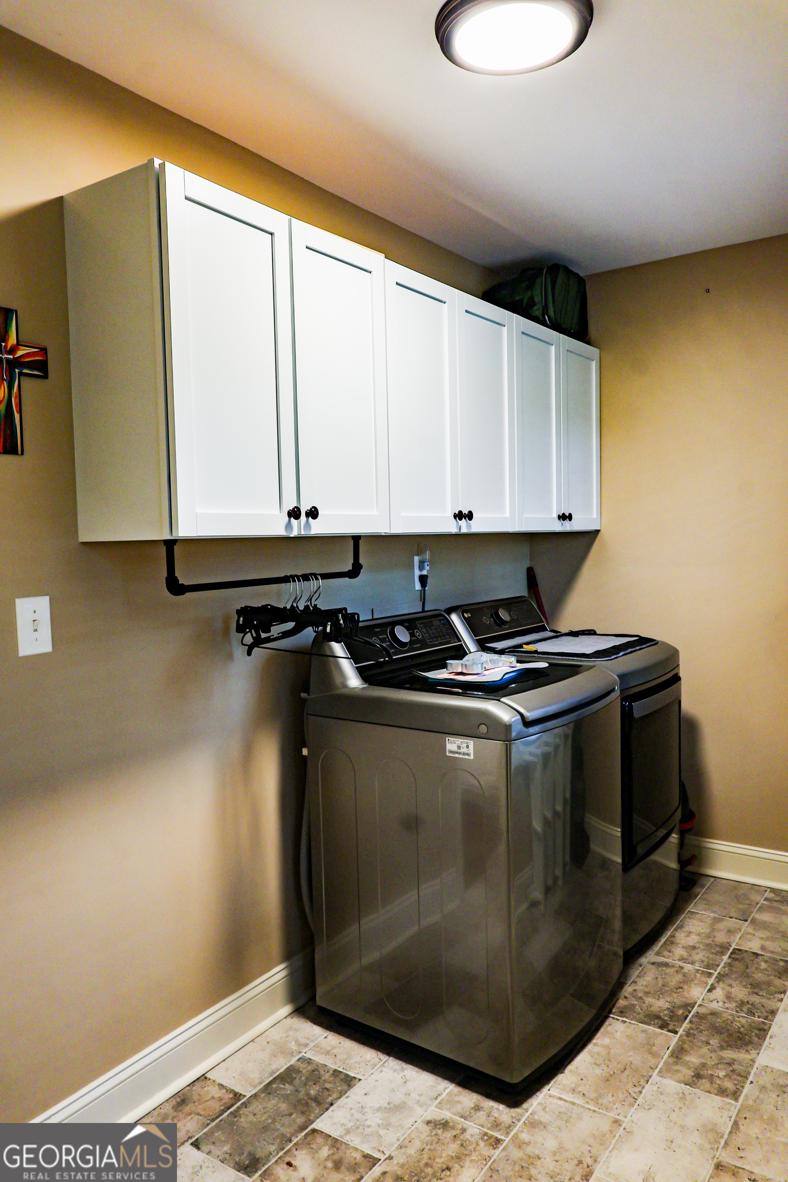 154 Cole Forest Property Photo 17