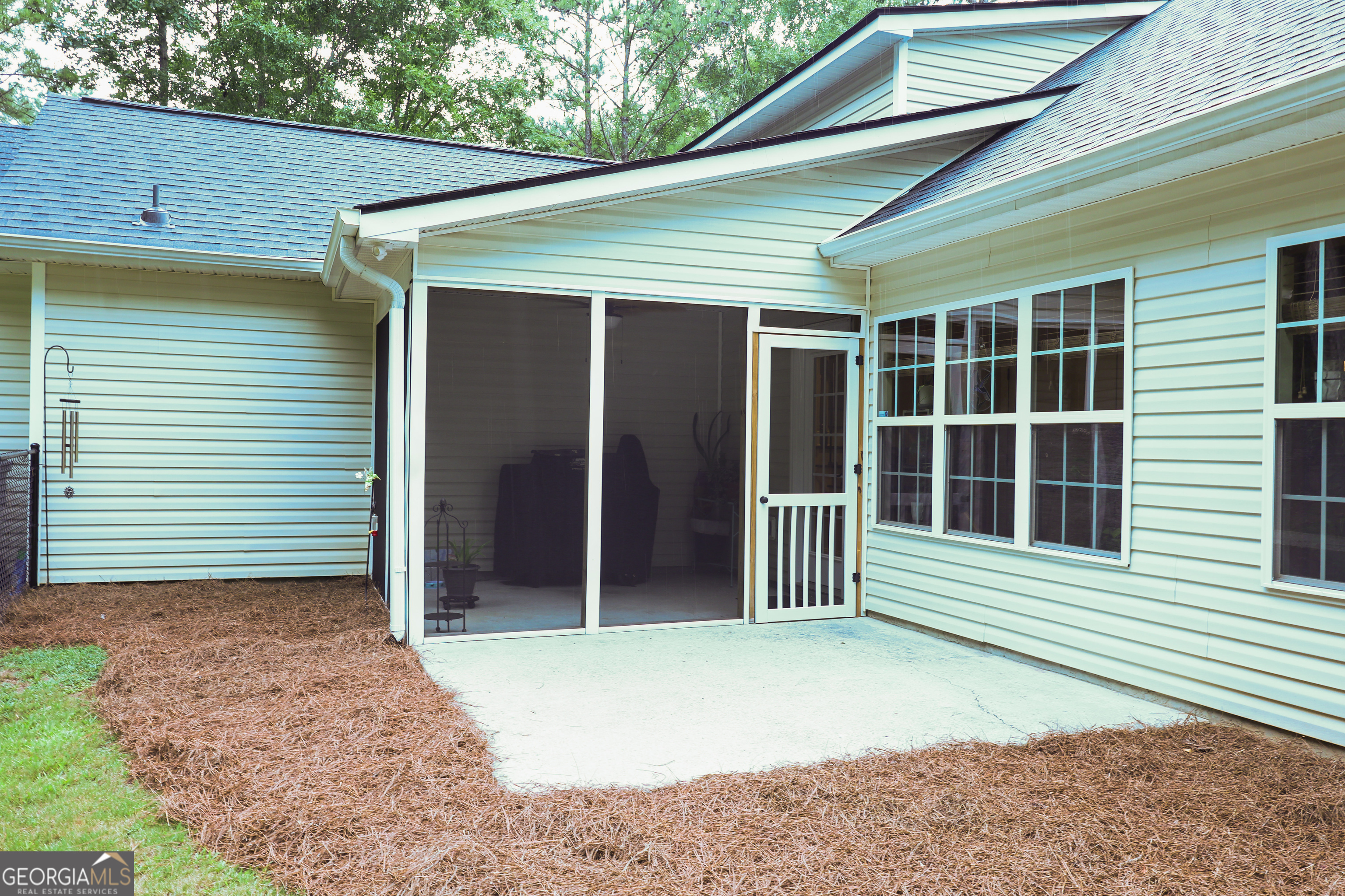 154 Cole Forest Property Photo 26