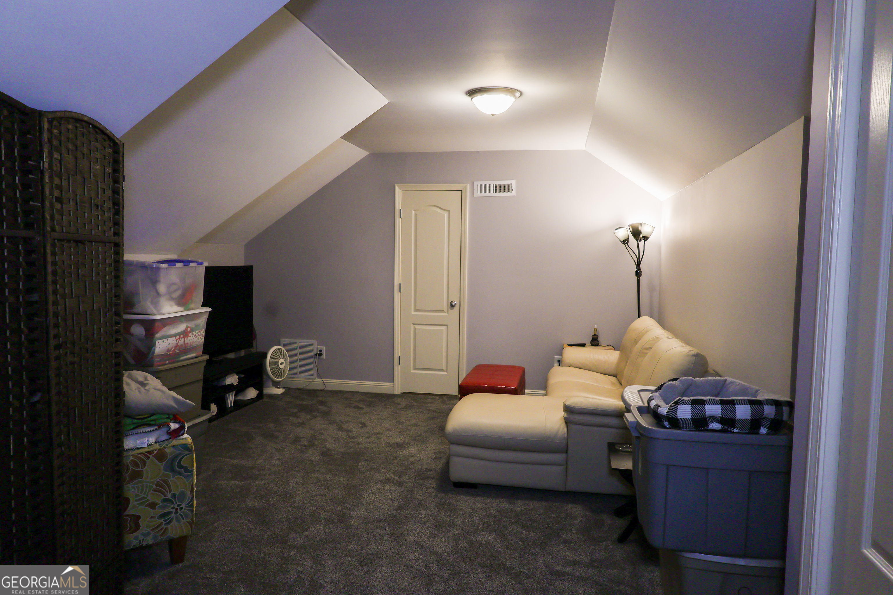 154 Cole Forest Property Photo 29