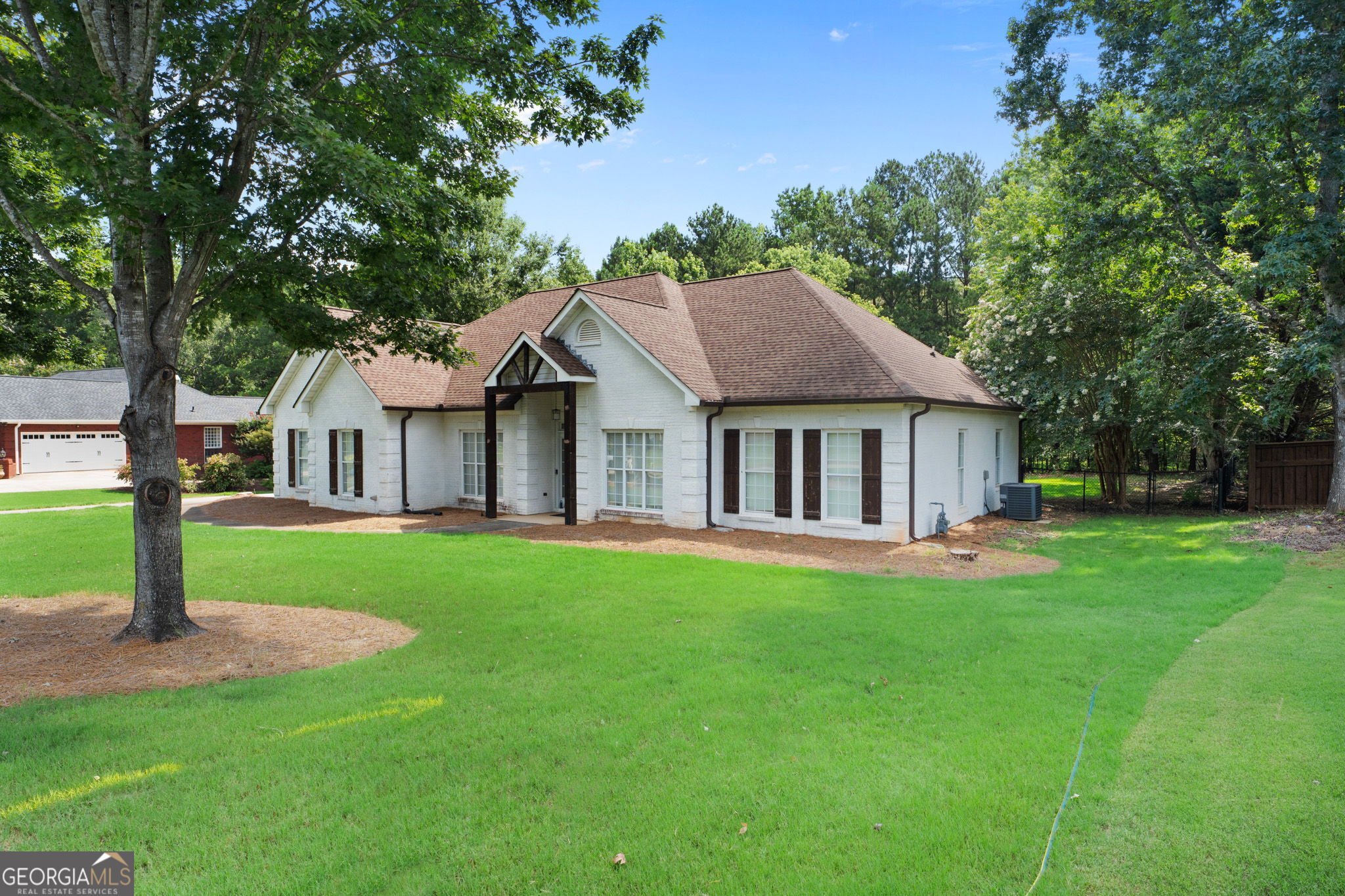 178 Ashley Drive Property Photo 3