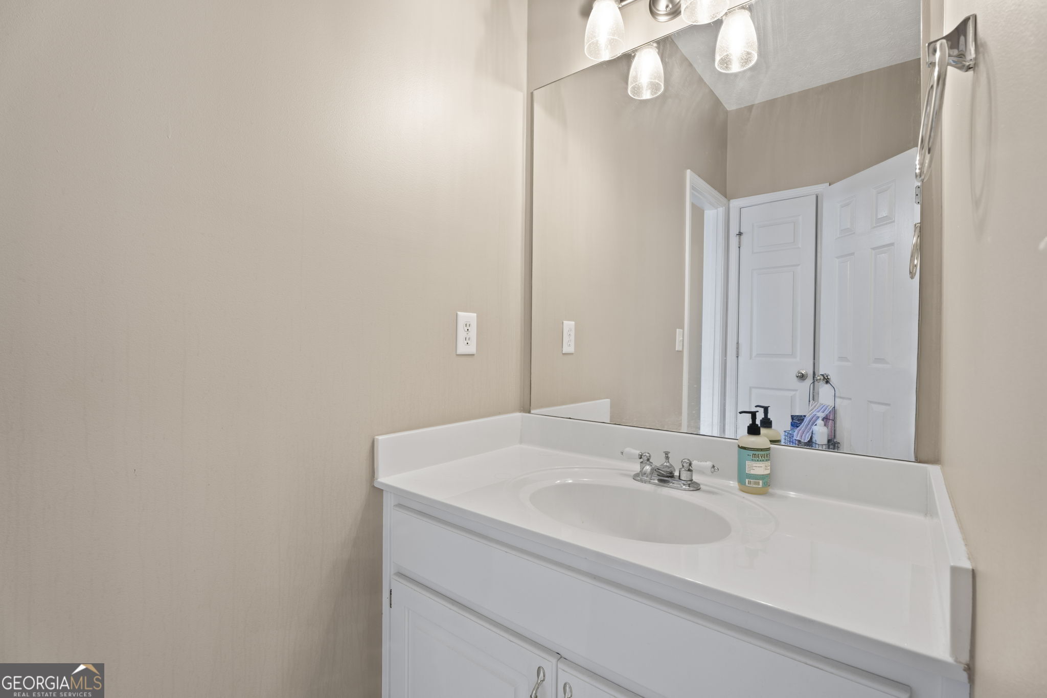 178 Ashley Drive Property Photo 40