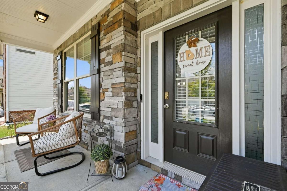 352 Hinton Farm Way Property Photo 2
