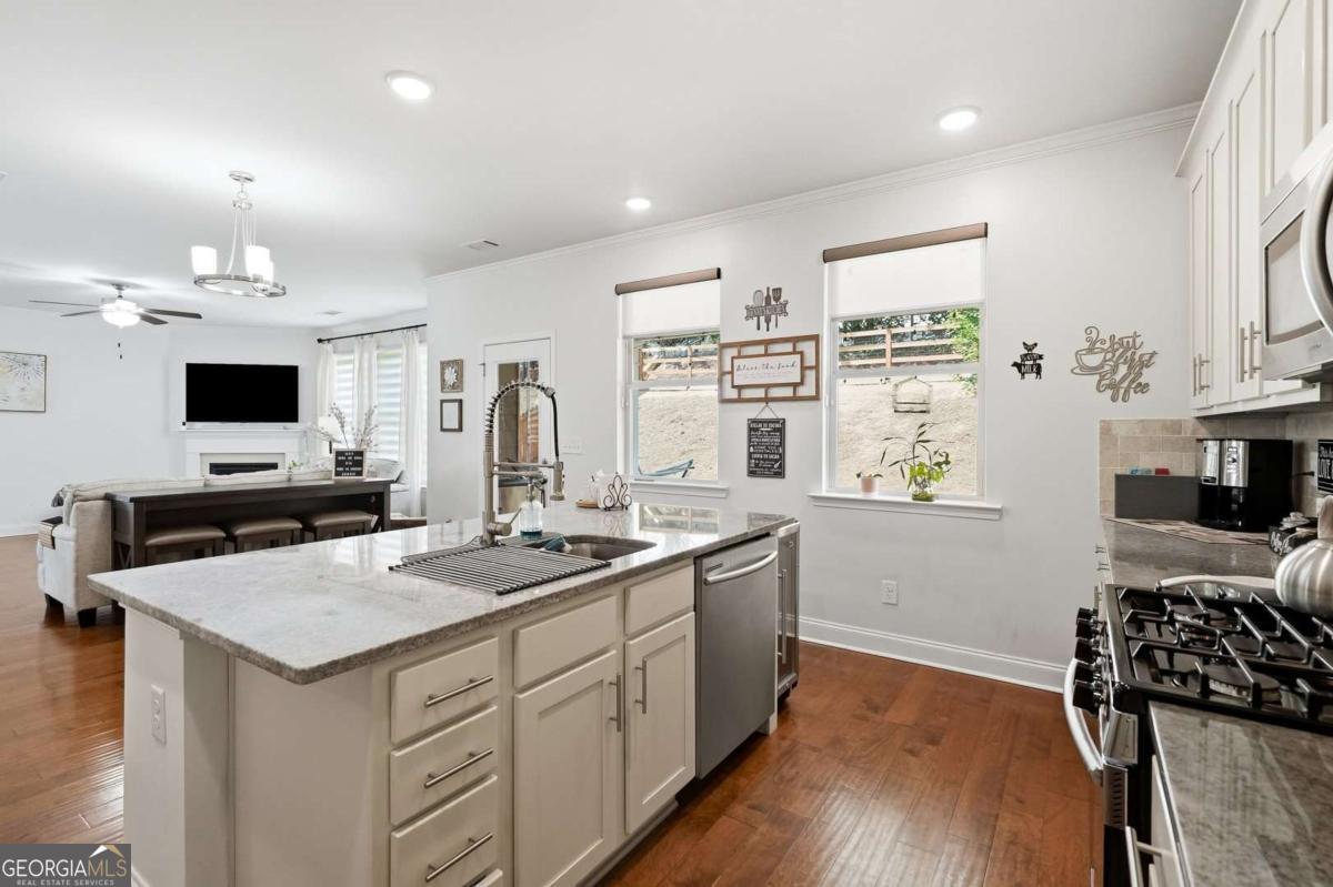 352 Hinton Farm Way Property Photo 10
