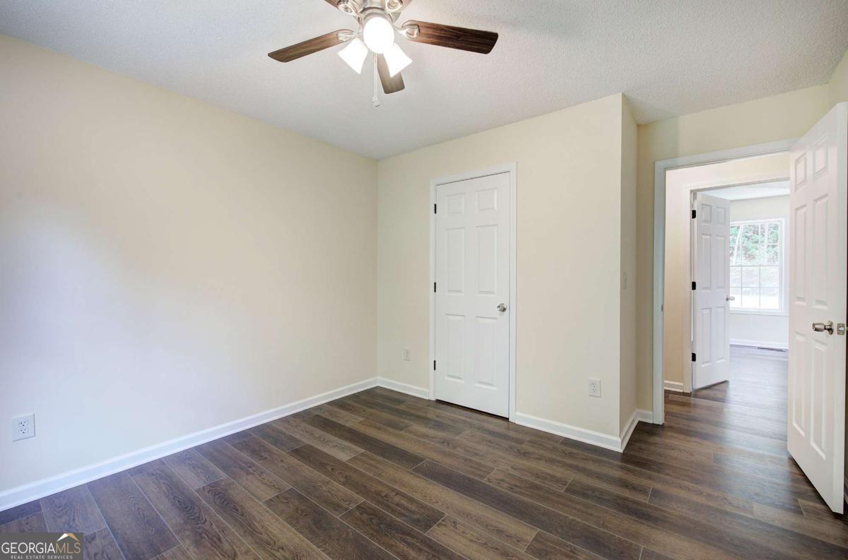 290 Whispering Waters Drive Property Photo 33