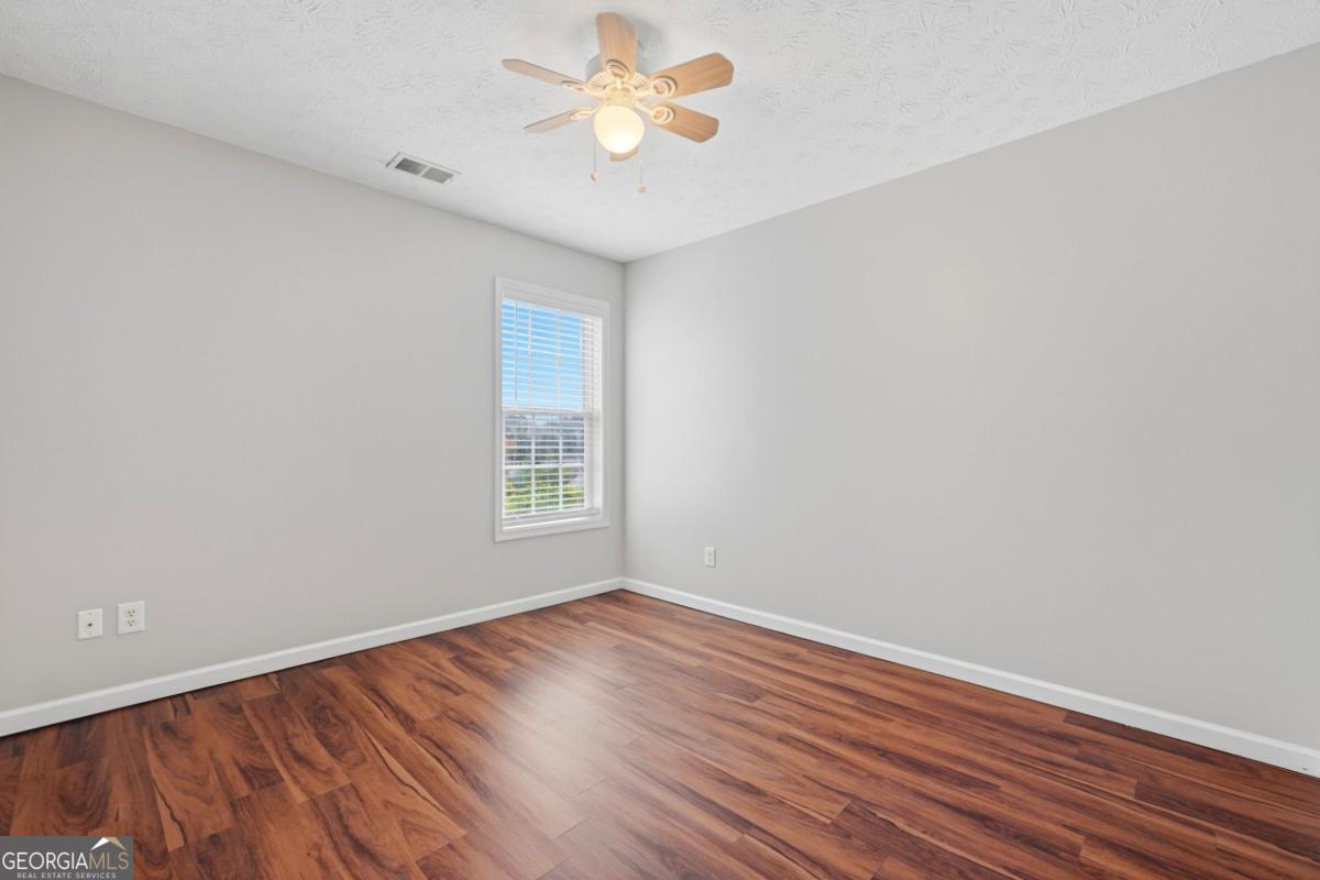 1565 Heatherton Road Property Photo 16