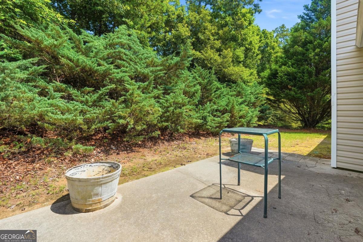 1565 Heatherton Road Property Photo 31