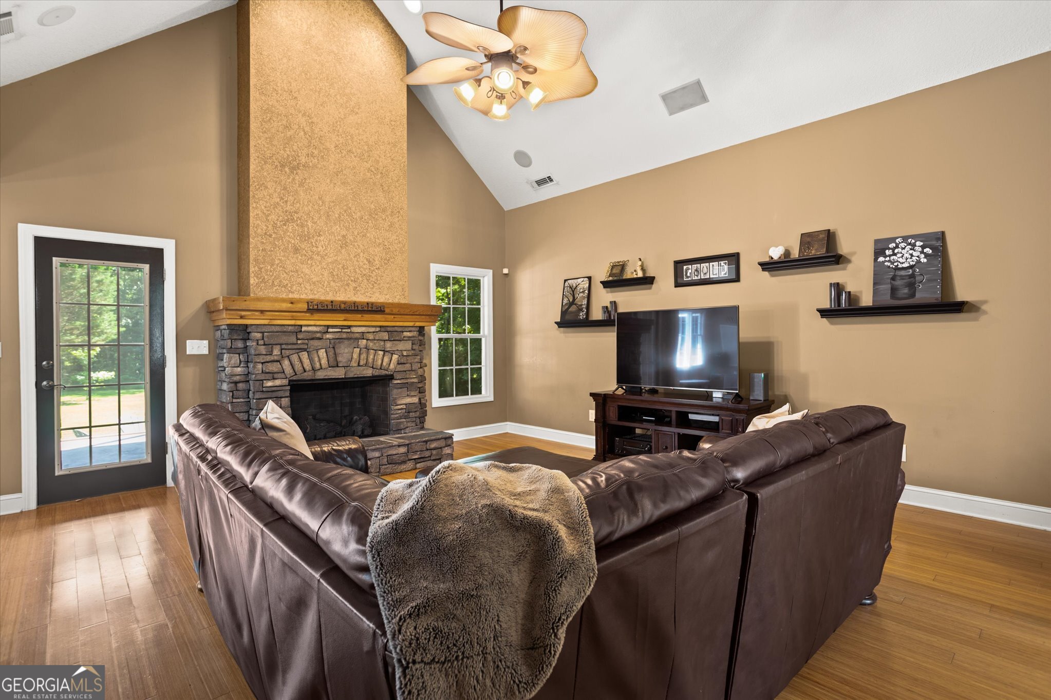 618 Deer Run Property Photo 10