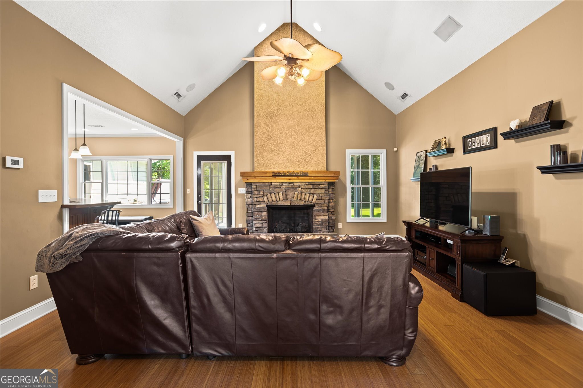 618 Deer Run Property Photo 12