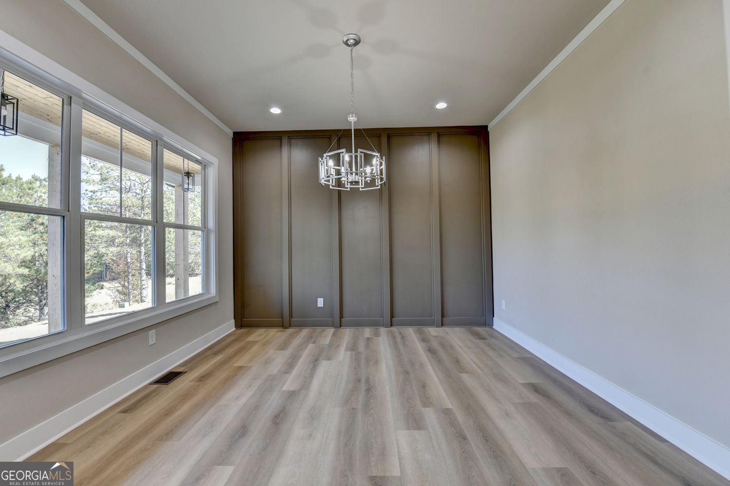 2881 Traditions Way Property Photo 4