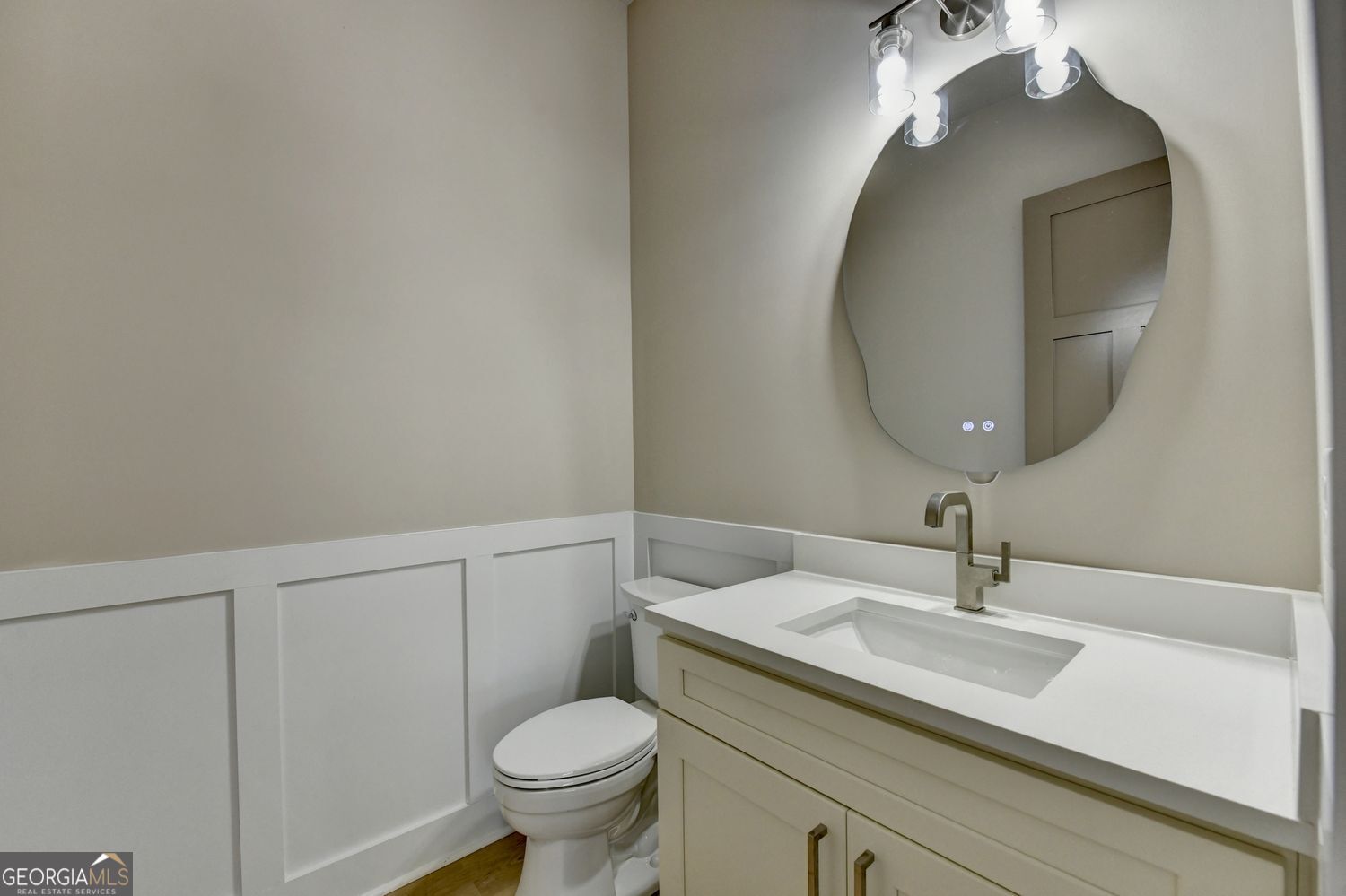 2881 Traditions Way Property Photo 17