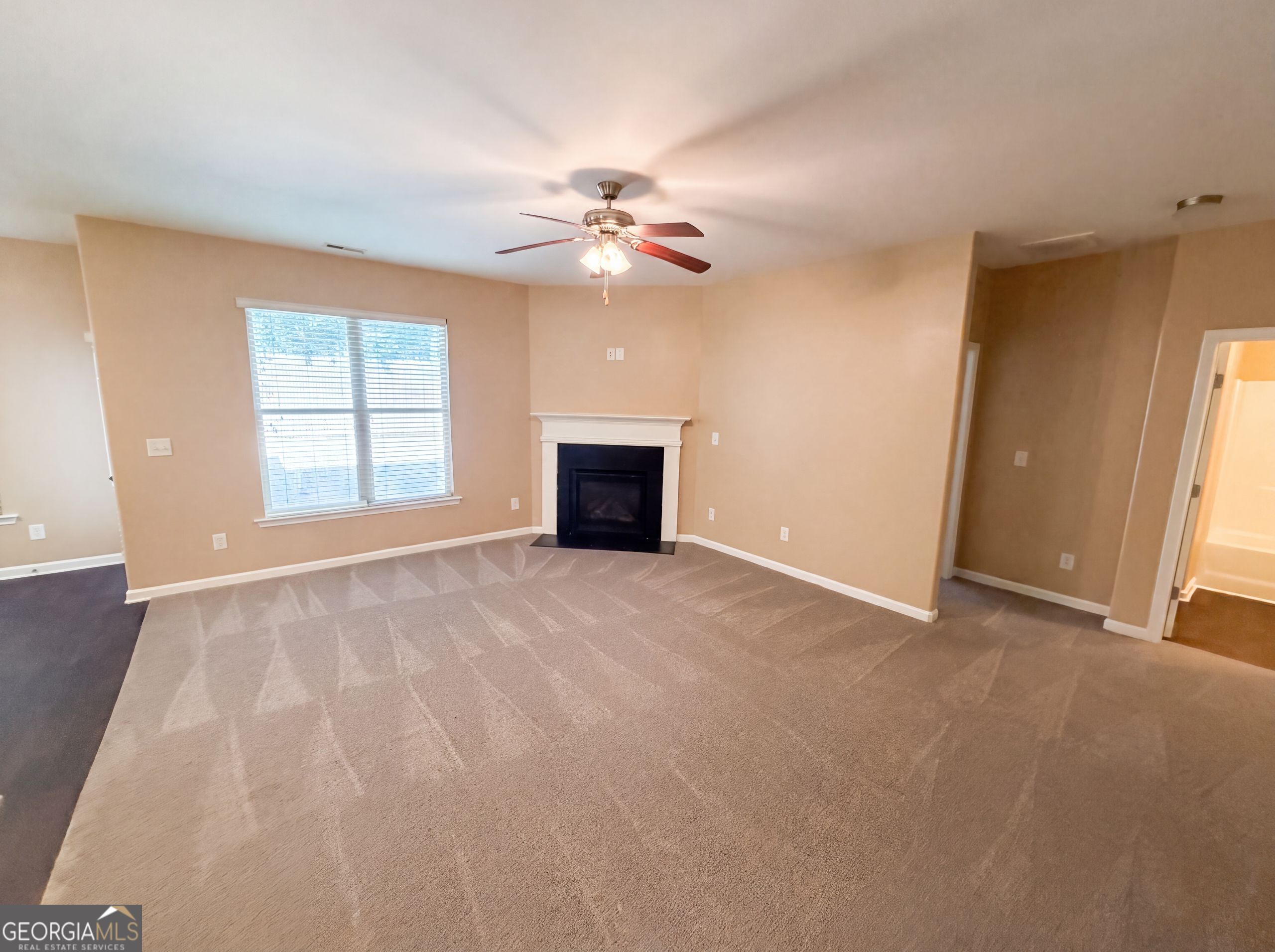 2471 Quincy Loop # 65 Property Photo 6