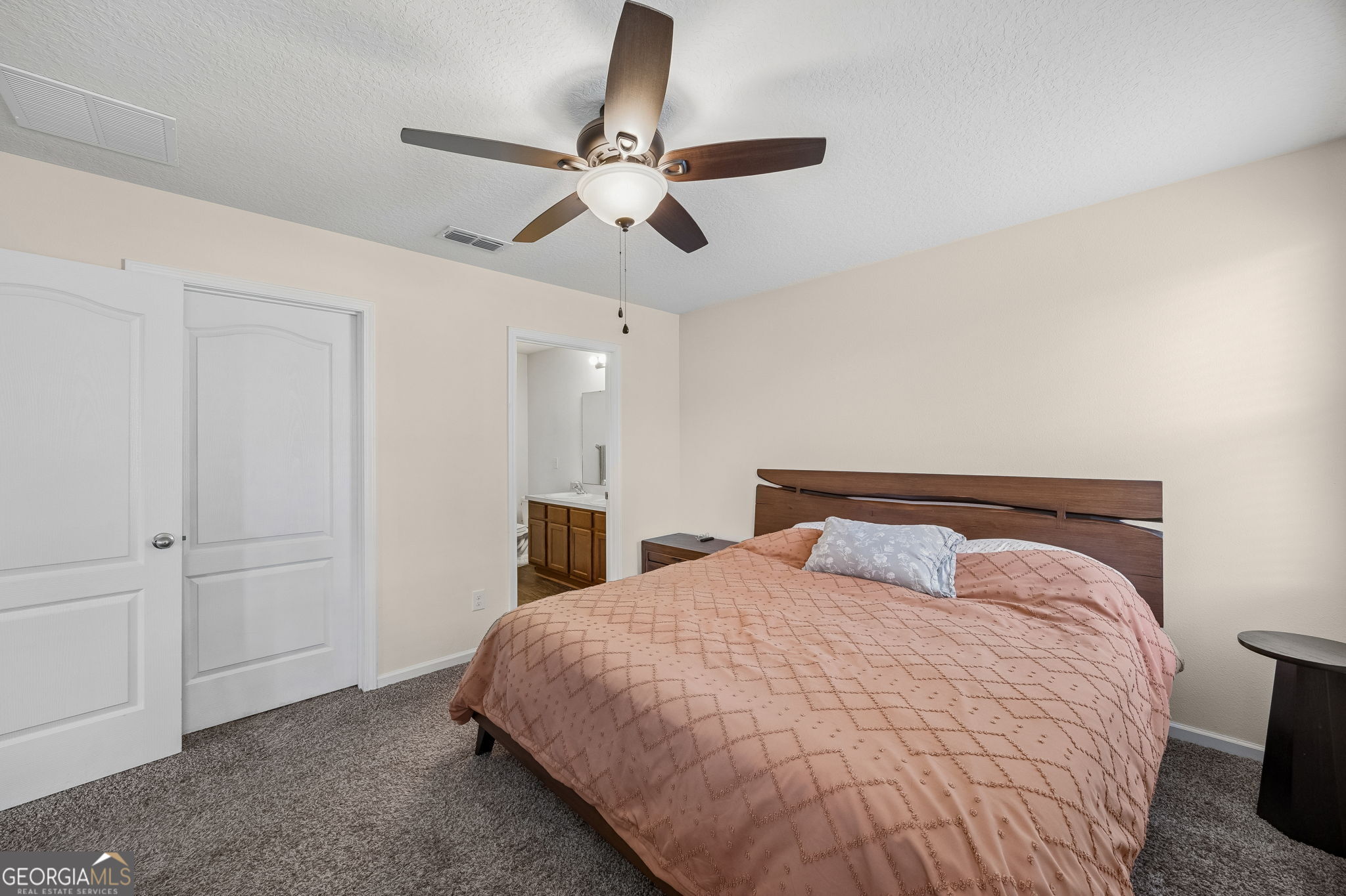 302 Cedar Breeze Drive Property Photo 14