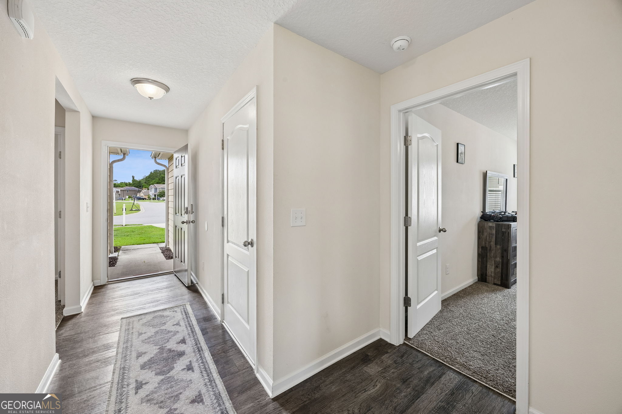 302 Cedar Breeze Drive Property Photo 23