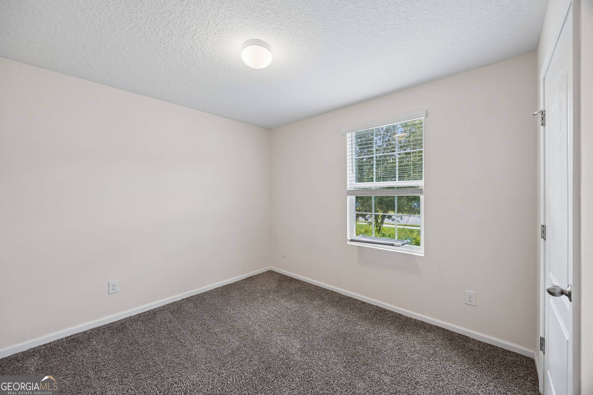 302 Cedar Breeze Drive Property Photo 29