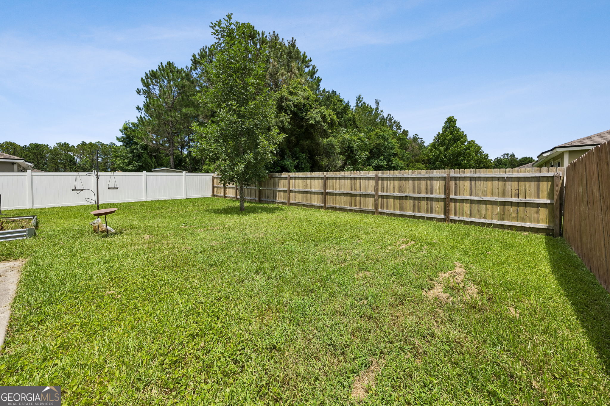 302 Cedar Breeze Drive Property Photo 33