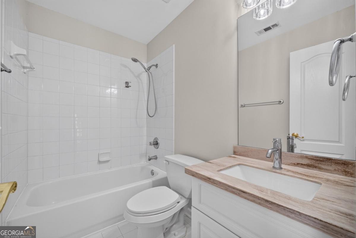 3635 Rolling Creek Drive Property Photo 27