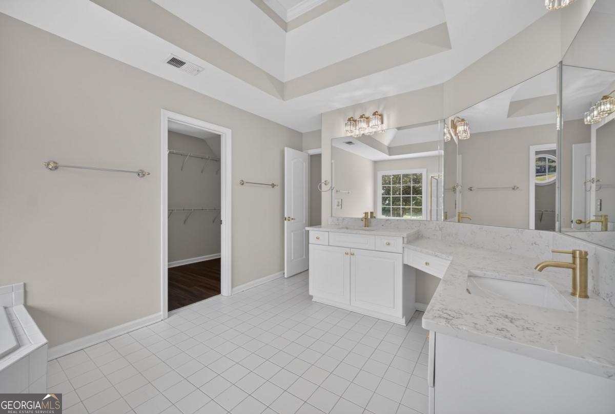 3635 Rolling Creek Drive Property Photo 42