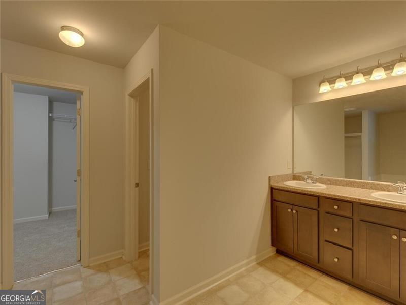 329 Turtle Creek Drive Property Photo 11