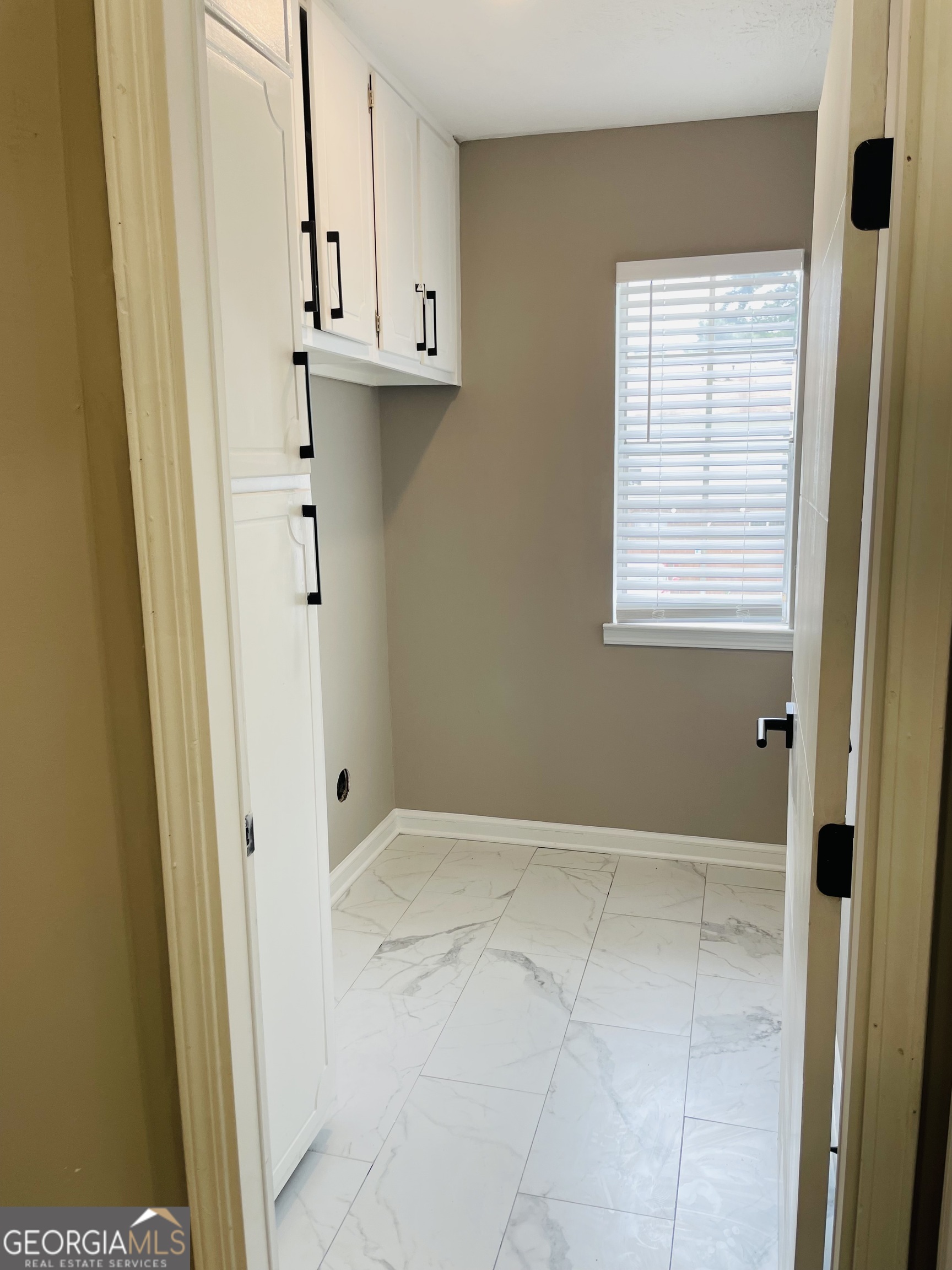 3157 Olive Tree Court Property Photo 17