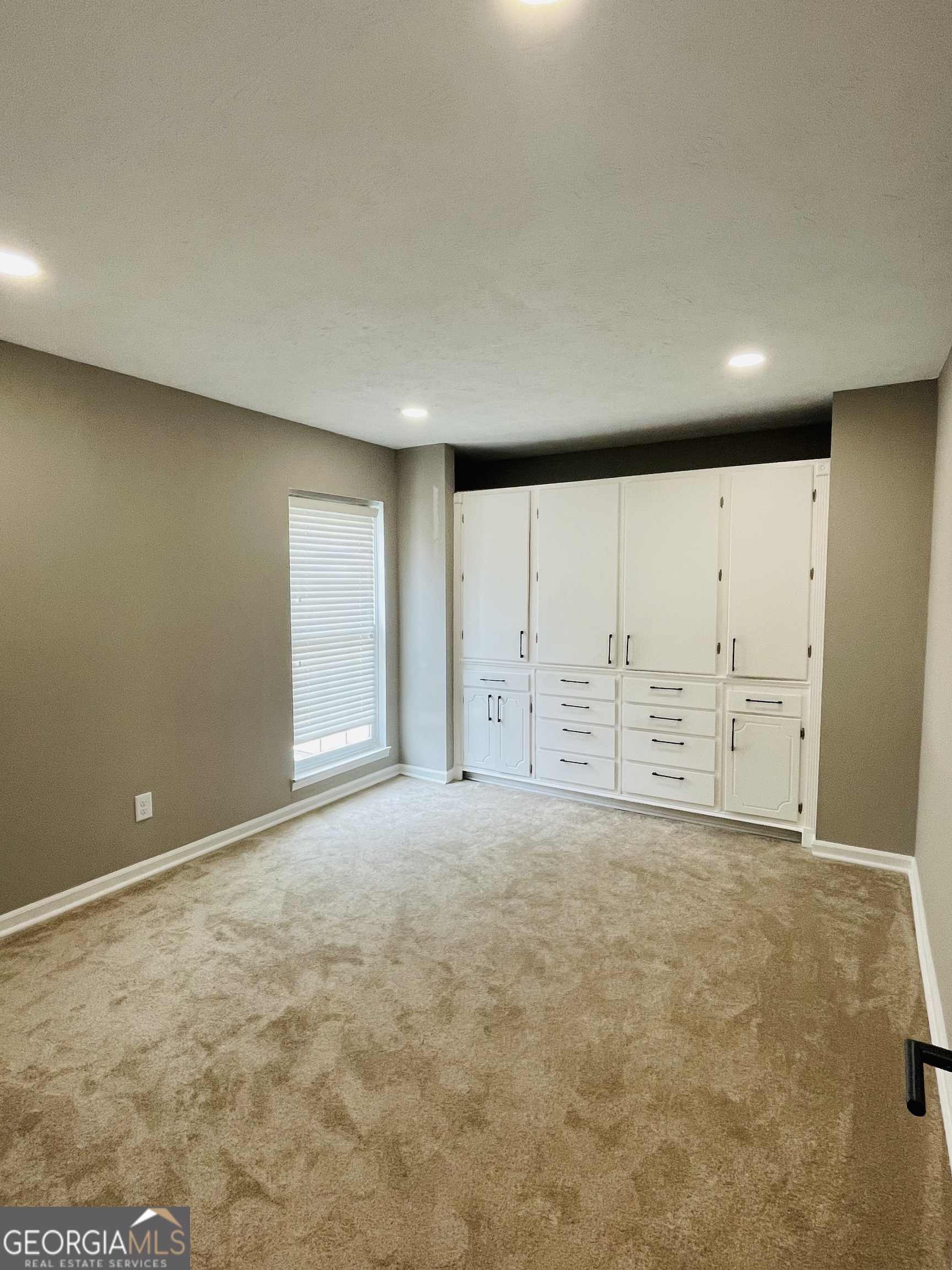 3157 Olive Tree Court Property Photo 23