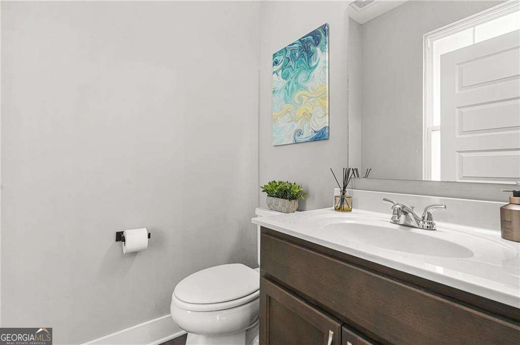 169 Greenbrier Way Property Photo 13