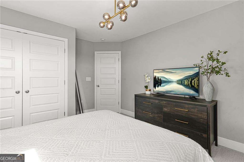 169 Greenbrier Way Property Photo 42
