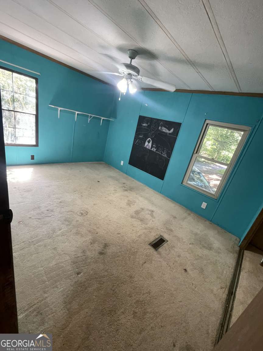 9340 Meadowbrook Drive Property Photo 9