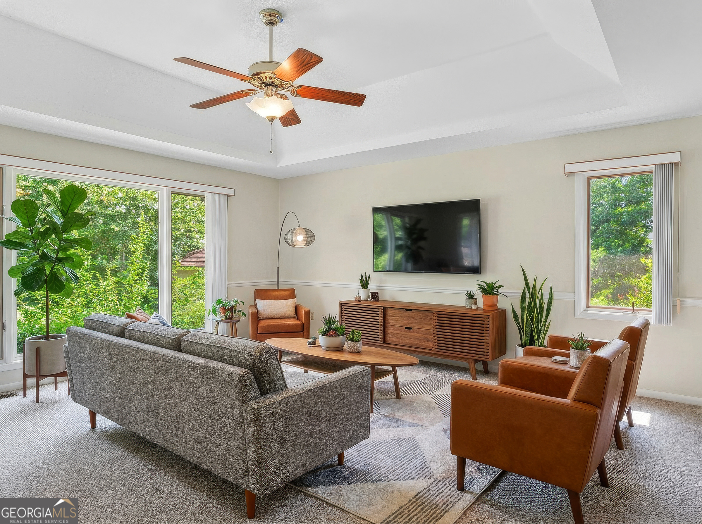 6998 Columbus Road Property Photo 3