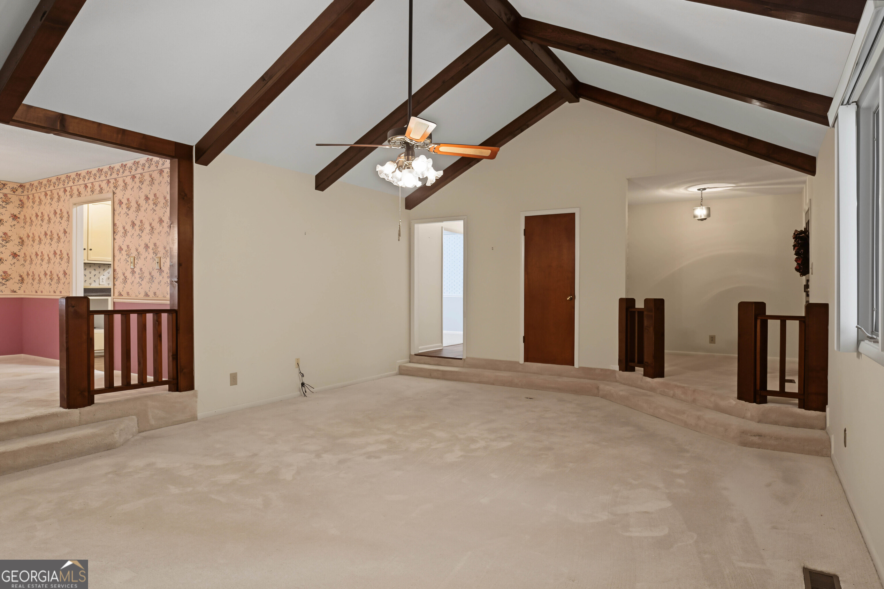 6998 Columbus Road Property Photo 25