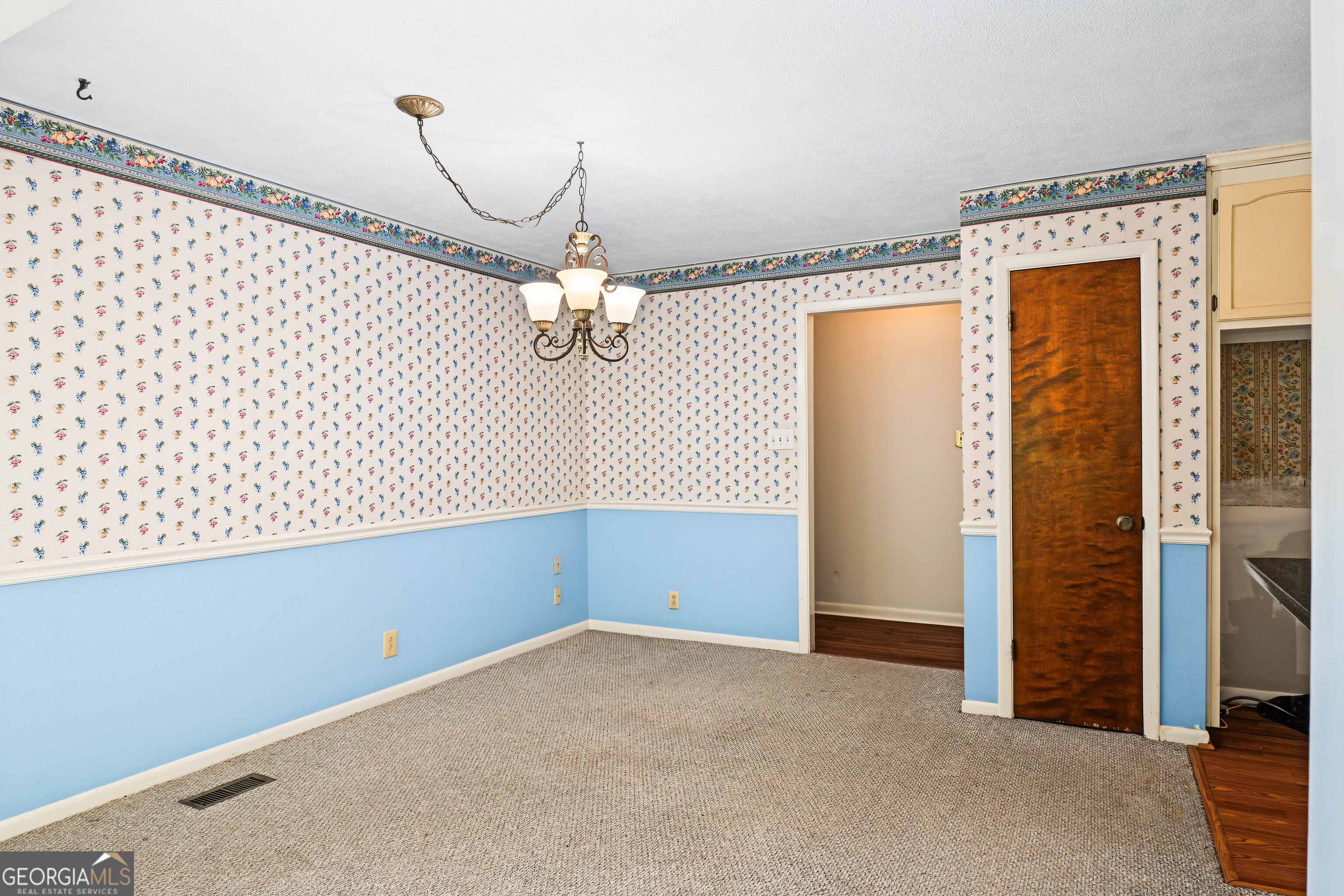 6998 Columbus Road Property Photo 37