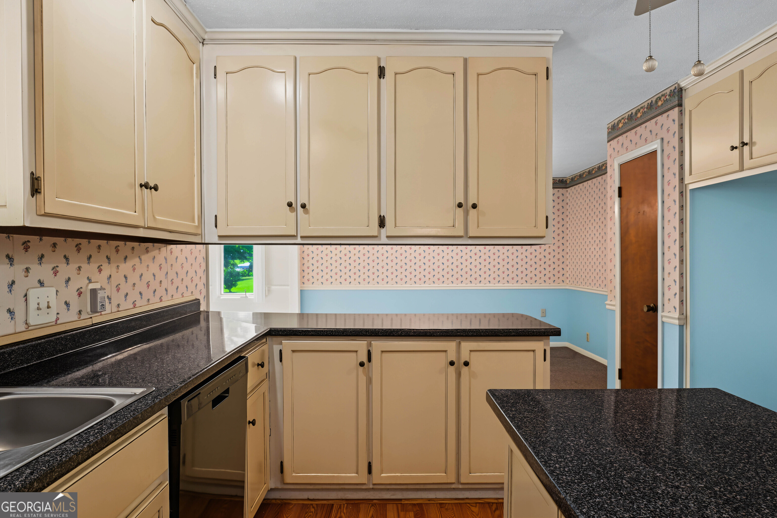 6998 Columbus Road Property Photo 44