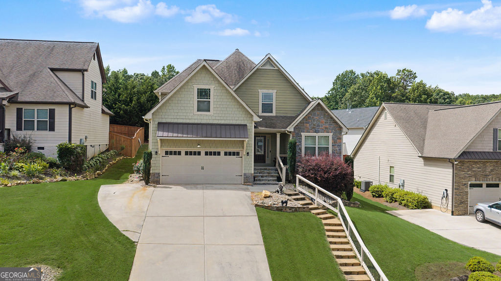 102 Brookstone Drive Property Photo 1