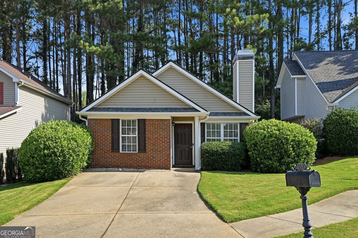 226 Park Place Property Photo 1