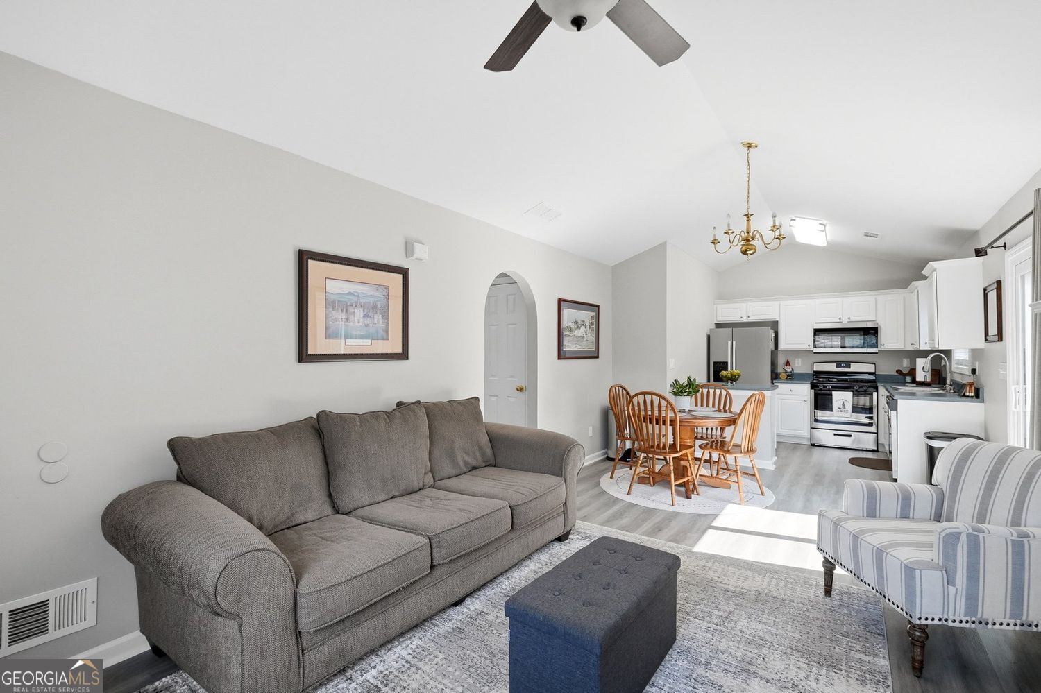 226 Park Place Property Photo 6