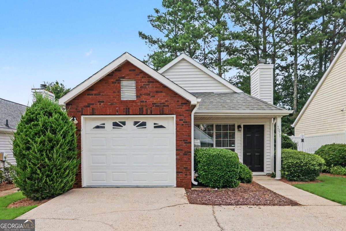 3075 Barnwood Crossing Property Photo 2