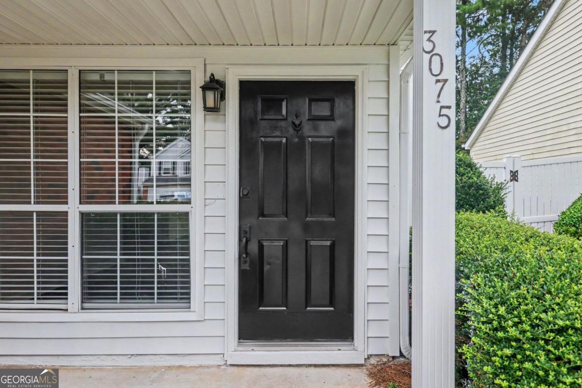 3075 Barnwood Crossing Property Photo 5